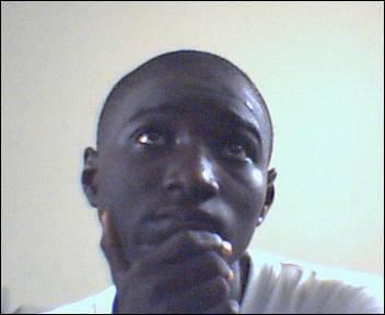 c louis dit dymen un membre du groupe saint michel il est le president surtout donc respect pour lui il est sage