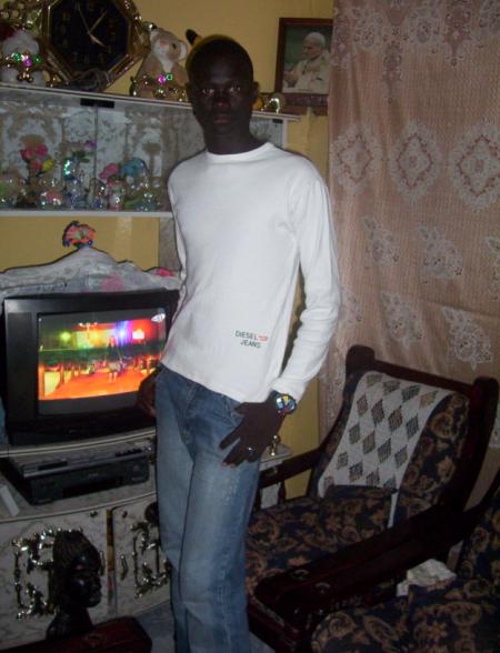 c moi (je suis noir mais pas comme ca)
